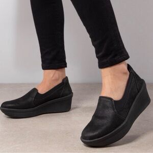 CLARKS Women’s Step Rose Moon Black Wedge Loafer NEW 8.5
